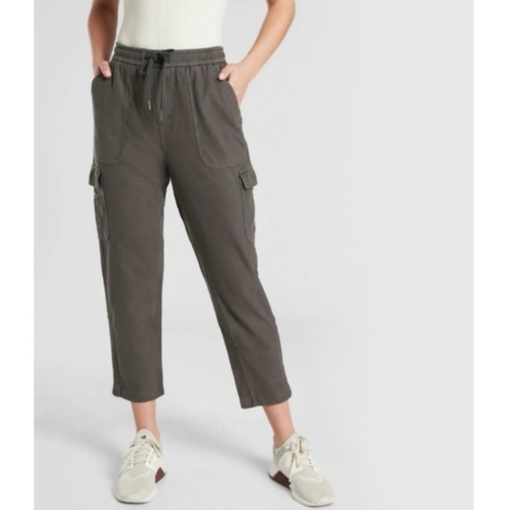 Athleta Cargos
